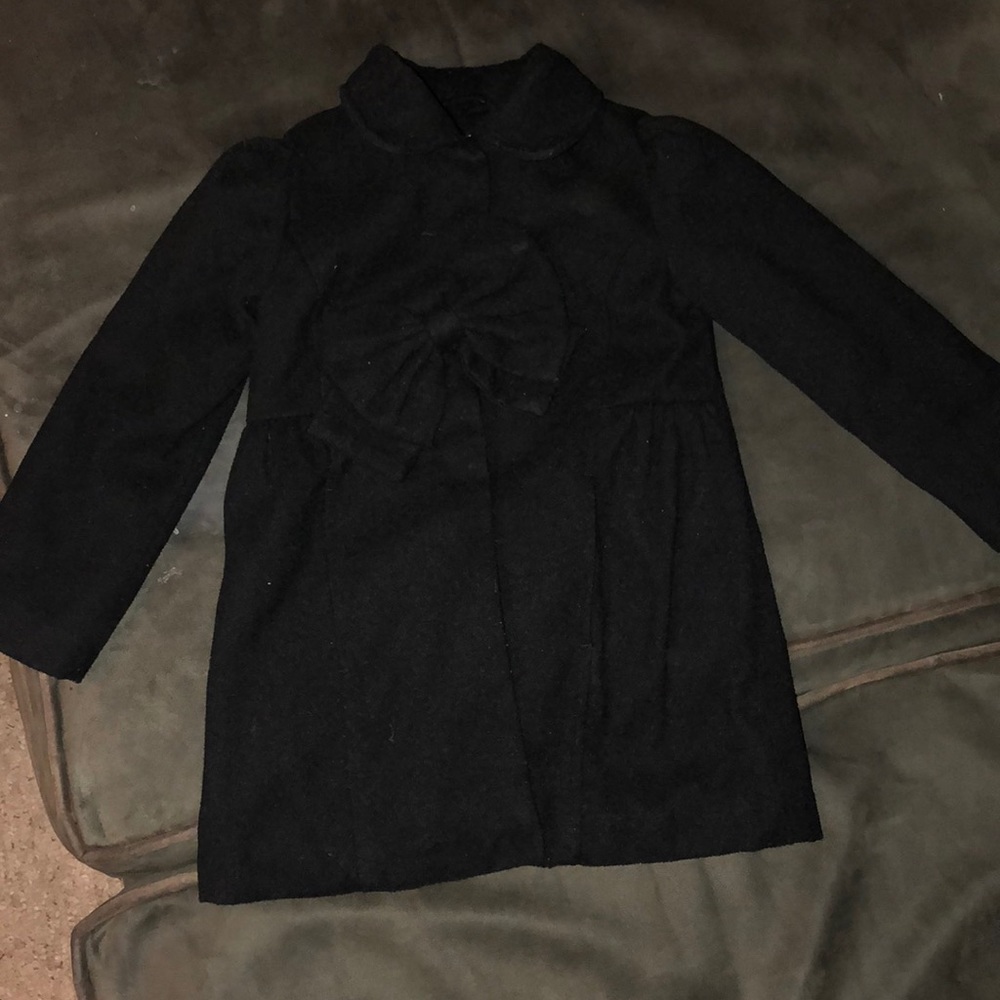 Black 3T girls dress coat with bow MAKE AN OFFER!